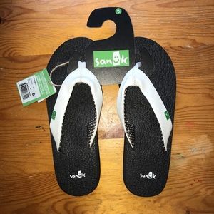 NWT~Women's Yoga Mat Flip-flops, Size 8